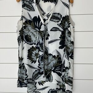 Floral Sleeveless Who What Wear Blouse size XL